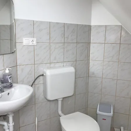 Benedek Szolobirtok Es Vendeghaz * Monoszlo